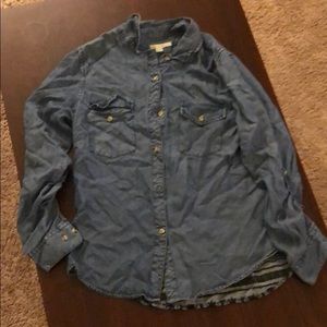 Size M Jean button down shirt